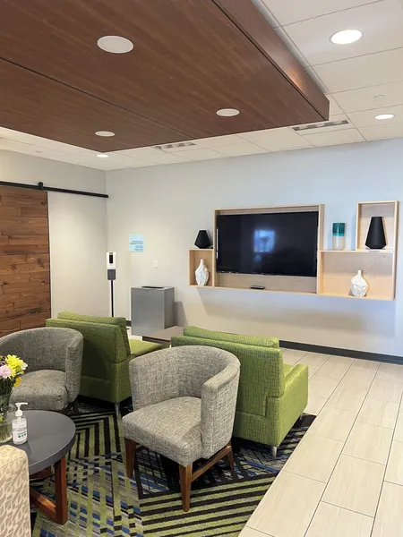 Holiday Inn Express Hotel & Suites Beatrice by IHG hotel detail image 6