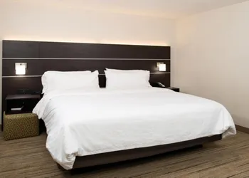Holiday Inn Express West Cincinnati by IHG hotel thumbnail 6