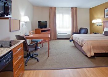 Candlewood Suites League City by IHG hotel thumbnail 3