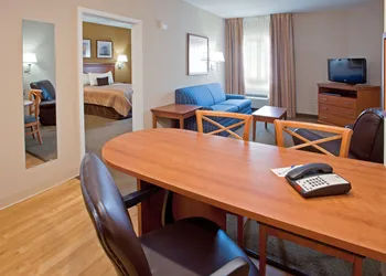 Candlewood Suites League City by IHG hotel thumbnail 5
