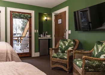 Hotel Broad Ripple hotel thumbnail 7