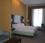 Holiday Inn Express & Suites Austin South by IHG hotel detail image 4