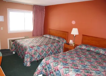 Travelers Lodge Motel Marshall hotel thumbnail 5