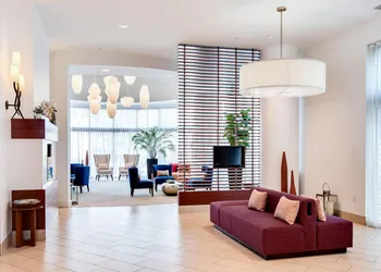 Hilton Garden Inn Alexandria Old Town National Harbor hotel thumbnail 2