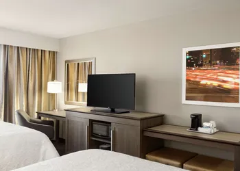 Hampton Inn & Suites Minooka hotel thumbnail 7