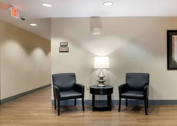 Extended Stay America Suites Kansas City Airport hotel thumbnail 4