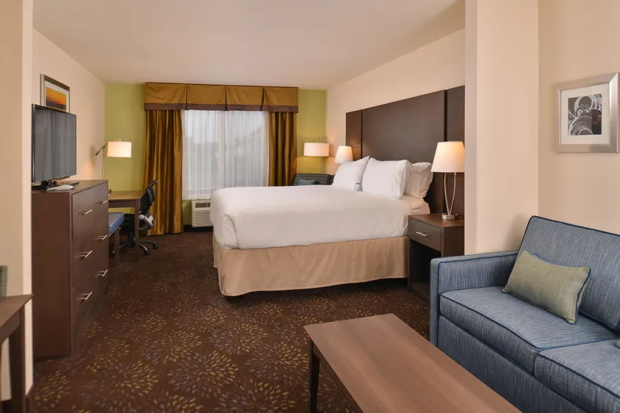 Holiday Inn Express & Suites Dearborn SW - Detroit Area by IHG hotel detail image 6