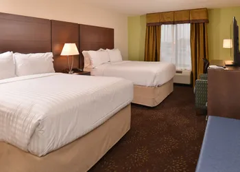 Holiday Inn Express & Suites Dearborn SW - Detroit Area by IHG hotel thumbnail 8