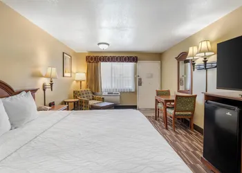 Best Western Desert Winds hotel thumbnail 8