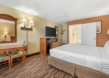 Best Western Desert Winds hotel thumbnail 7