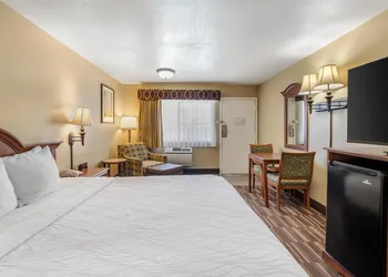 Best Western Desert Winds hotel thumbnail 8
