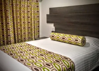 Jewel City Inn hotel thumbnail 2