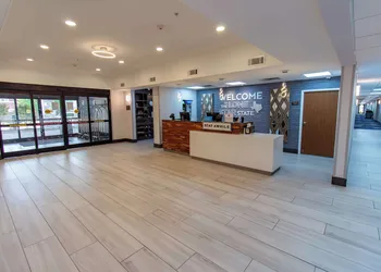 Hampton Inn & Suites Denton hotel thumbnail 6