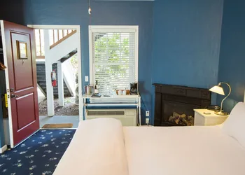The Inn On First hotel thumbnail 4