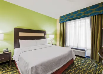 Homewood Suites by Hilton Little Rock Downtown hotel thumbnail 6