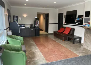 Ramada by Wyndham Laval hotel thumbnail 3