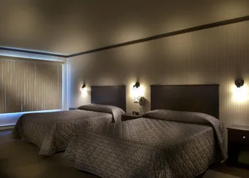Ramada by Wyndham Laval hotel thumbnail 5