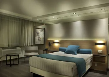 Ramada by Wyndham Laval hotel thumbnail 7