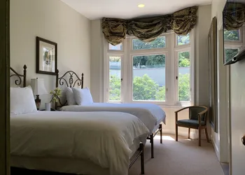 Hotel Sausalito hotel thumbnail 8