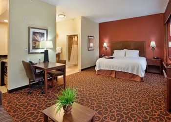Hampton Inn & Suites Aberdeen hotel thumbnail 5