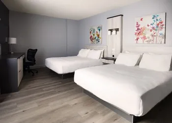 Travelodge by Wyndham Alma hotel thumbnail 3