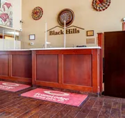 Econo Lodge Black Hills hotel detail image 4