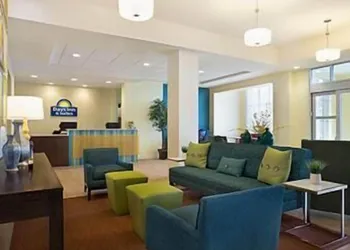 Days Inn & Suites by Wyndham Caldwell hotel thumbnail 4