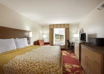 Days Inn & Suites by Wyndham Caldwell hotel thumbnail 5