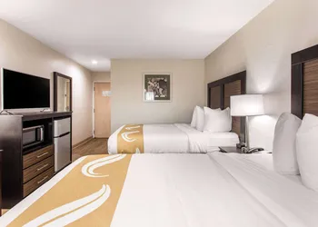 Quality Inn & Suites Myrtle Beach near Outlets hotel thumbnail 8