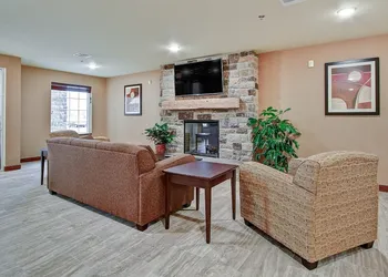 Cobblestone Hotel & Suites – Pulaski/Green Bay hotel thumbnail 2