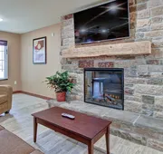 Cobblestone Hotel & Suites – Pulaski/Green Bay hotel detail image 4