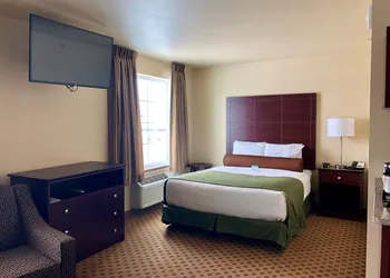 Cobblestone Hotel & Suites – Pulaski/Green Bay hotel thumbnail 8