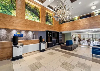 Days Inn & Suites by Wyndham Fort Myers Near JetBlue Park hotel thumbnail 6