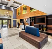 Days Inn & Suites by Wyndham Fort Myers Near JetBlue Park hotel detail image 7