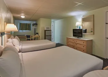 Palmetto Beachfront Hotel, a By the Sea Resort hotel thumbnail 7
