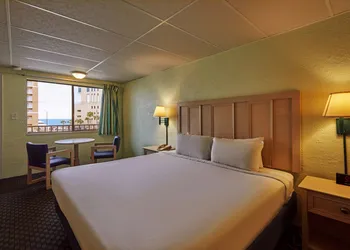 Palmetto Beachfront Hotel, a By the Sea Resort hotel thumbnail 8