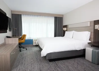 Holiday Inn Express Hotel & Suites SWIFT CURRENT by IHG hotel thumbnail 6