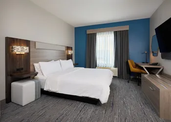 Holiday Inn Express Hotel & Suites SWIFT CURRENT by IHG hotel thumbnail 7