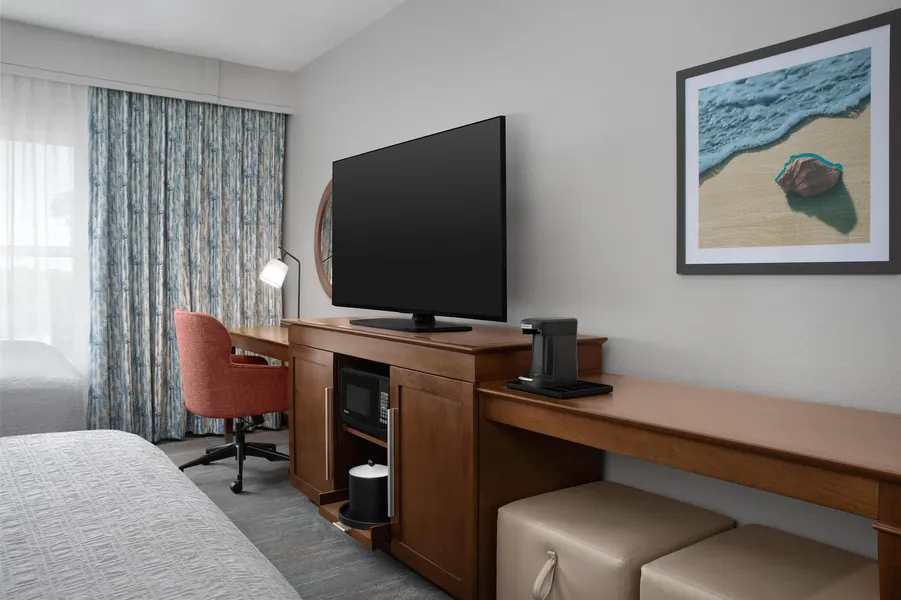 Hampton Inn & Suites Vero Beach Downtown hotel detail image 6