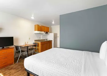 Extended Stay America Select Suites - Phoenix - North hotel thumbnail 5