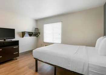 Extended Stay America Select Suites - Phoenix - North hotel thumbnail 7