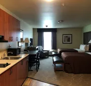 Aviator Suites Hotel by Aspen Hotels hotel detail image 4