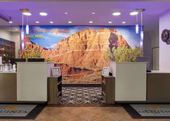 La Quinta Inn & Suites by Wyndham Dumas hotel thumbnail 2