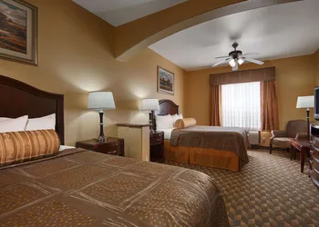 Best Western Plus Manvel Inn & Suites hotel thumbnail 5