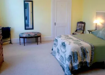 The Teacherage hotel thumbnail 3