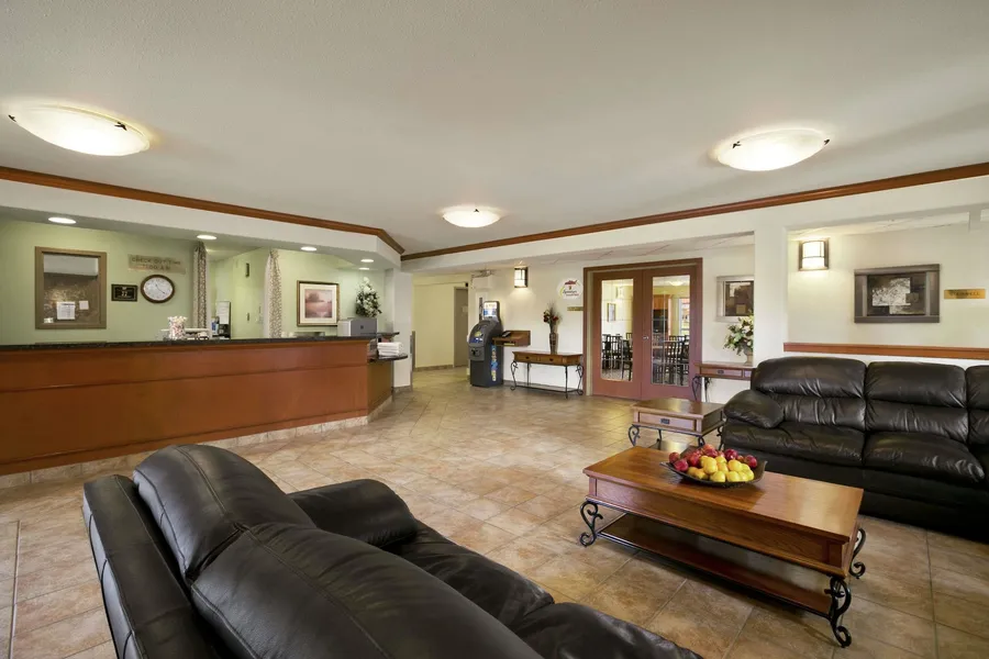 Super 8 by Wyndham Slave Lake hotel detail image 2