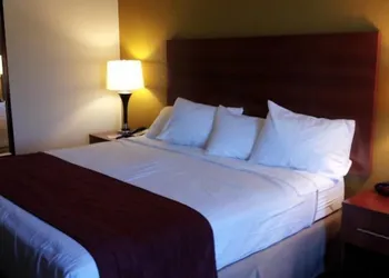 Days Inn by Wyndham Indiana PA Near IUP hotel thumbnail 4