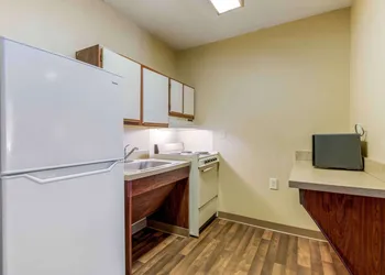 Studio 6 Extended Stay - St Louis, MO - Westport/Craig Road hotel thumbnail 6