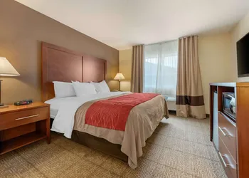 Comfort Inn Warren I-69 hotel thumbnail 6