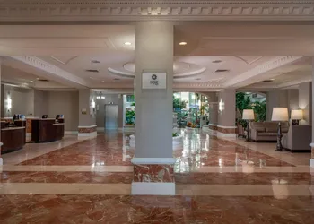Sheraton Suites Fort Lauderdale at Cypress Creek hotel thumbnail 2